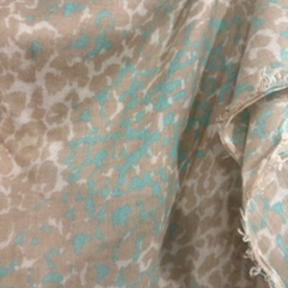 EUC Aritzia Talula viscose scarf